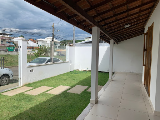 Casa no bairro Pres. Costa e Silva  -  Itaperuna