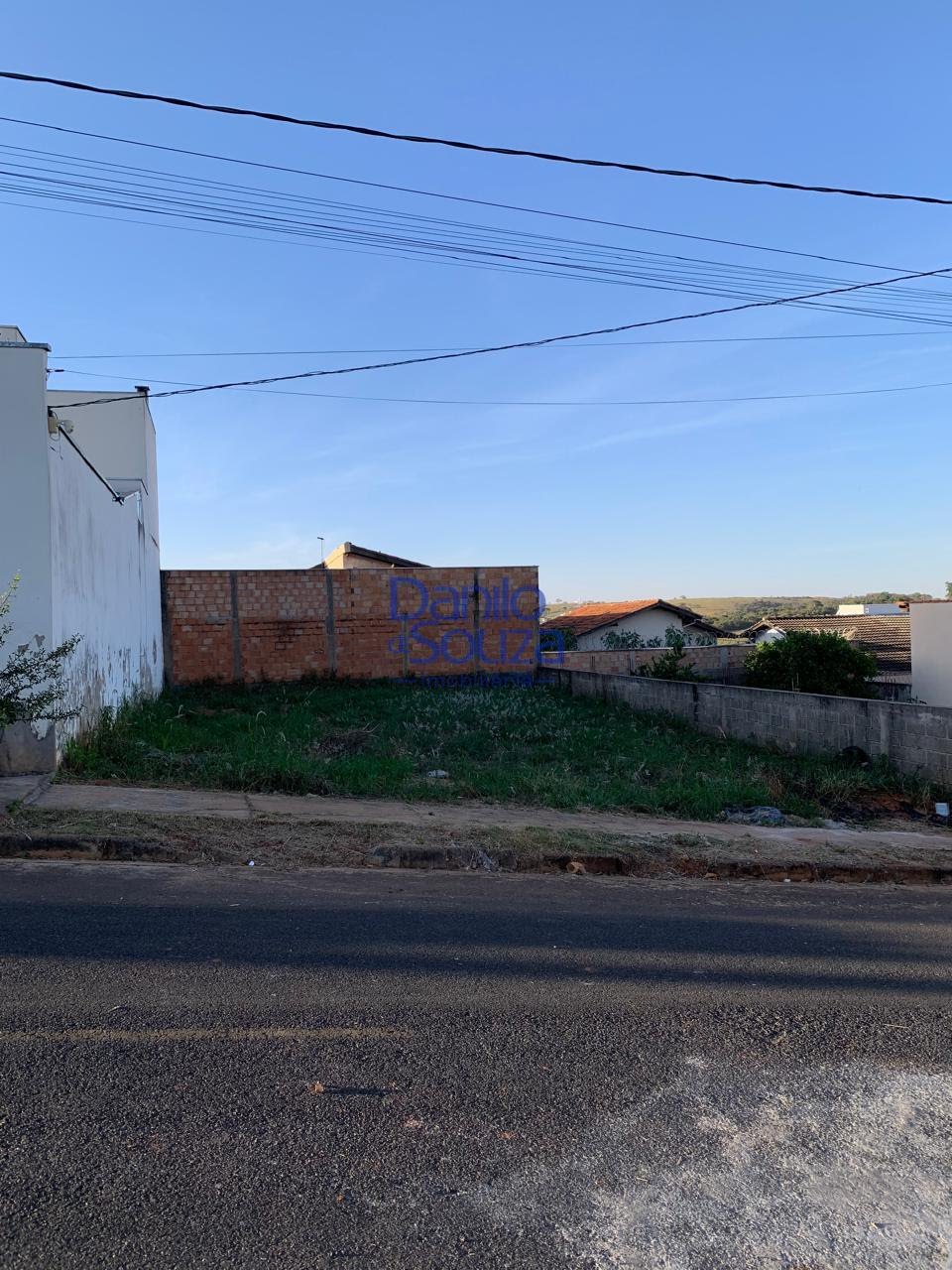 Terreno à venda com 240m² de terreno no Parque das Mangabeiras IV, Araxá (MG) — foto 3 de 3