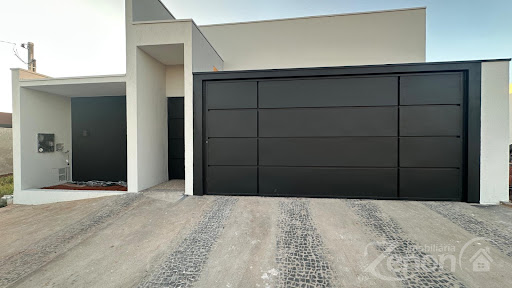 Casa à Venda no San Miguel 2, Adamantina: 3 Quartos, sendo um deles Suíte  170m²