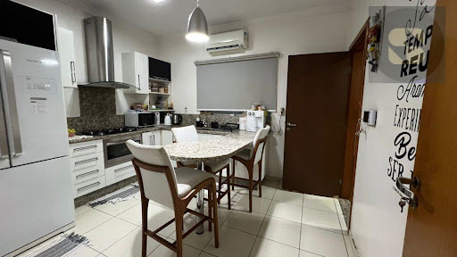 Casa à venda em Santa Rosa, Cuiabá, 265m², 3 suítes