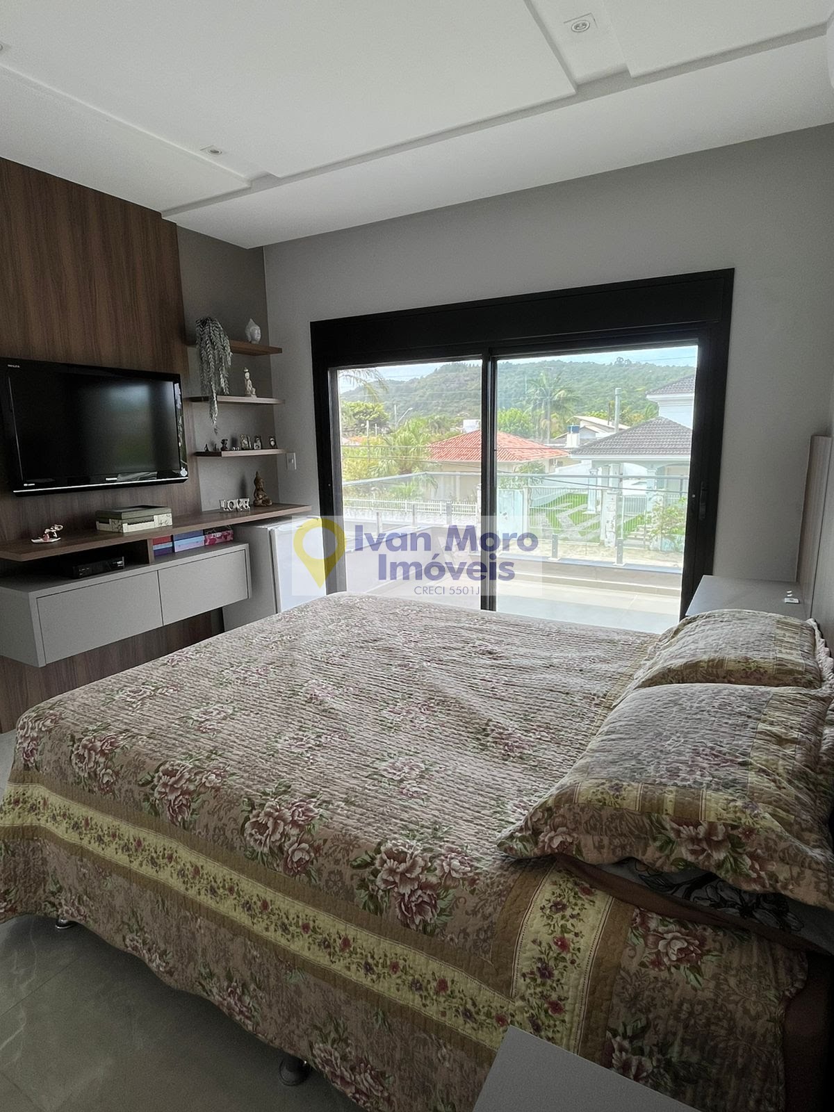 Casa para alugar com 3 quartos, 2 suítes, 3 vagas e 250m² no Daniela, Florianópolis (SC) — foto 15 de 21