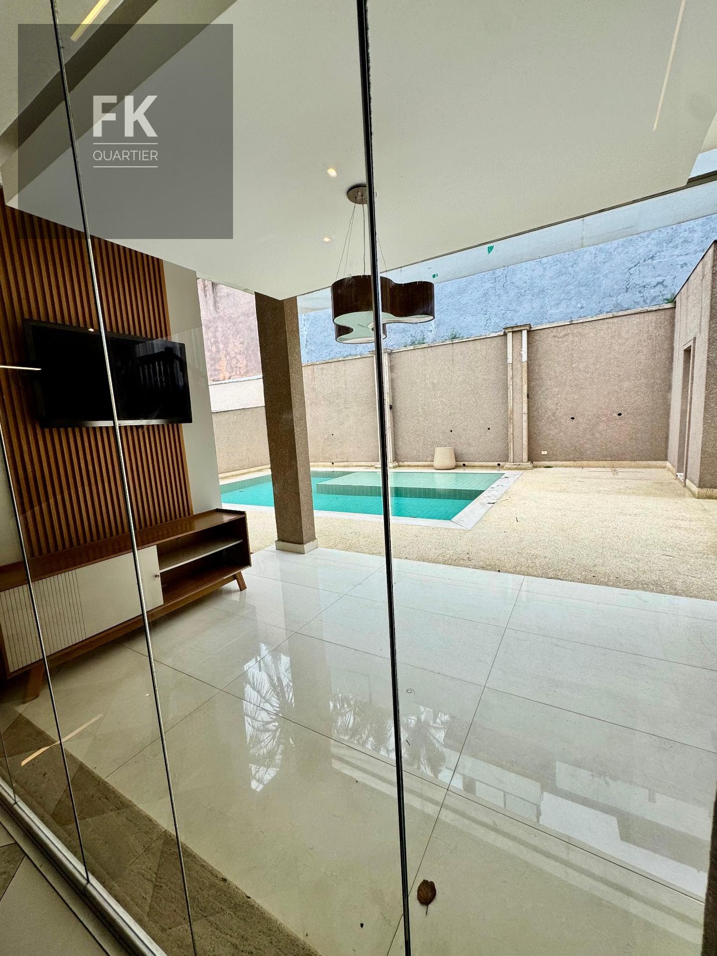 Casa para alugar com 4 quartos, 2 suítes, 4 vagas e 450m² no Alphaville, Santana de Parnaíba (SP) — foto 9 de 22