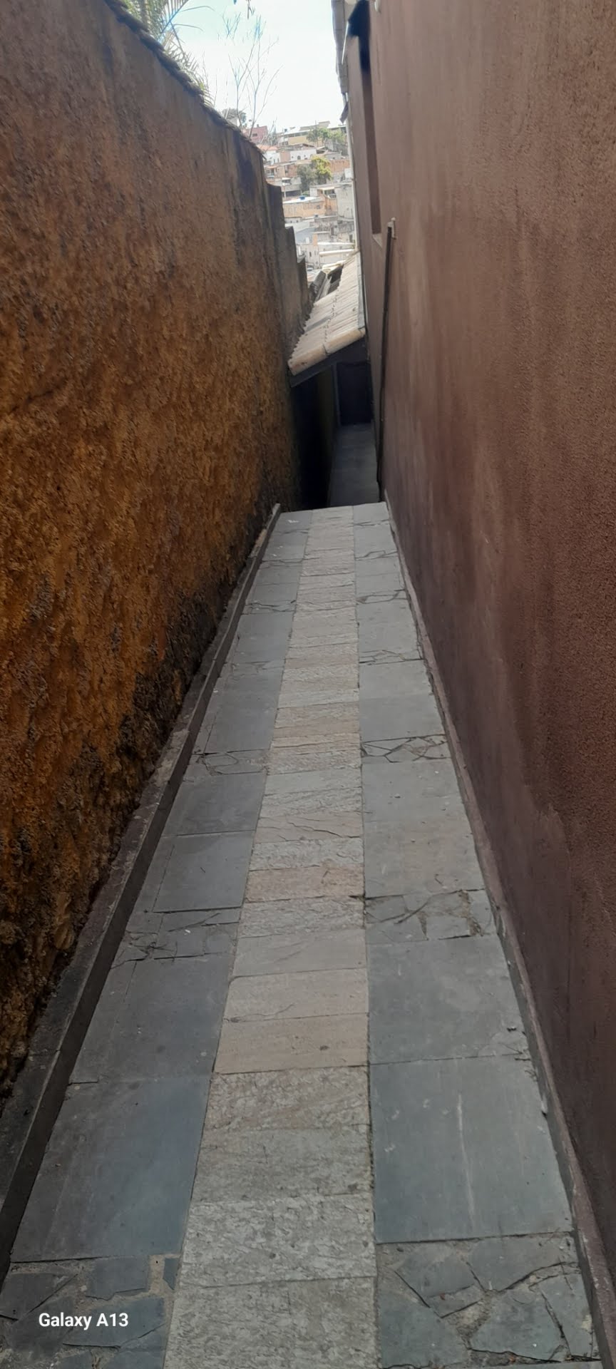 Casa para alugar com 2 quartos, 1 banheiro e 110m² no Etelvina Carneiro, Belo Horizonte (MG) — foto 13 de 21