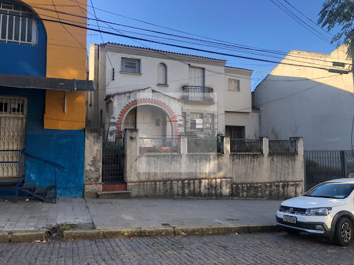 Casa para Locação em Centro - Bagé: 4 Dormitórios, R$ 6.000,00 + taxas
