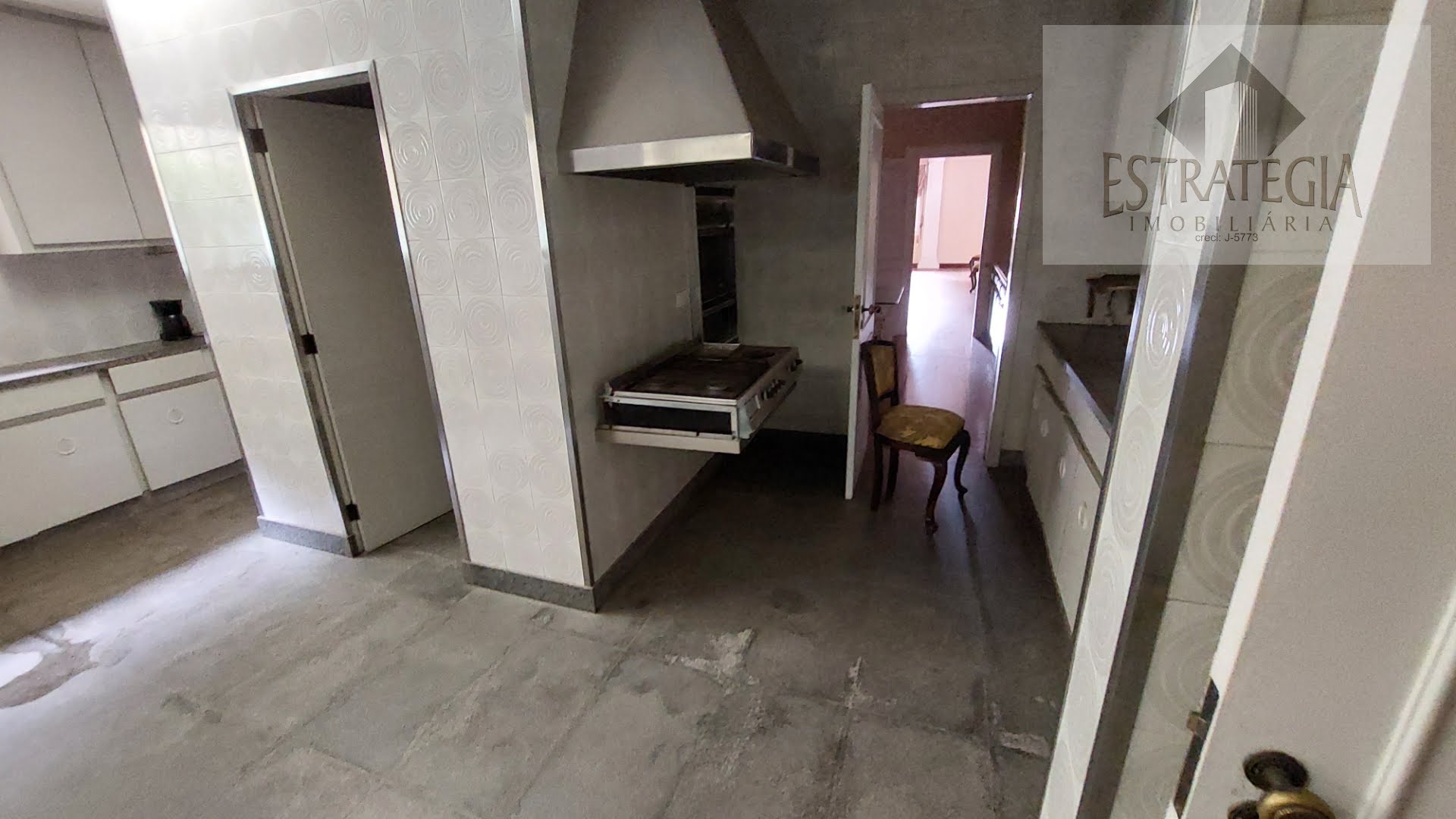 Casa à venda com 4 quartos, 4 suítes, 5 vagas e 1000m² no Quitandinha, Petrópolis (RJ) — foto 26 de 30