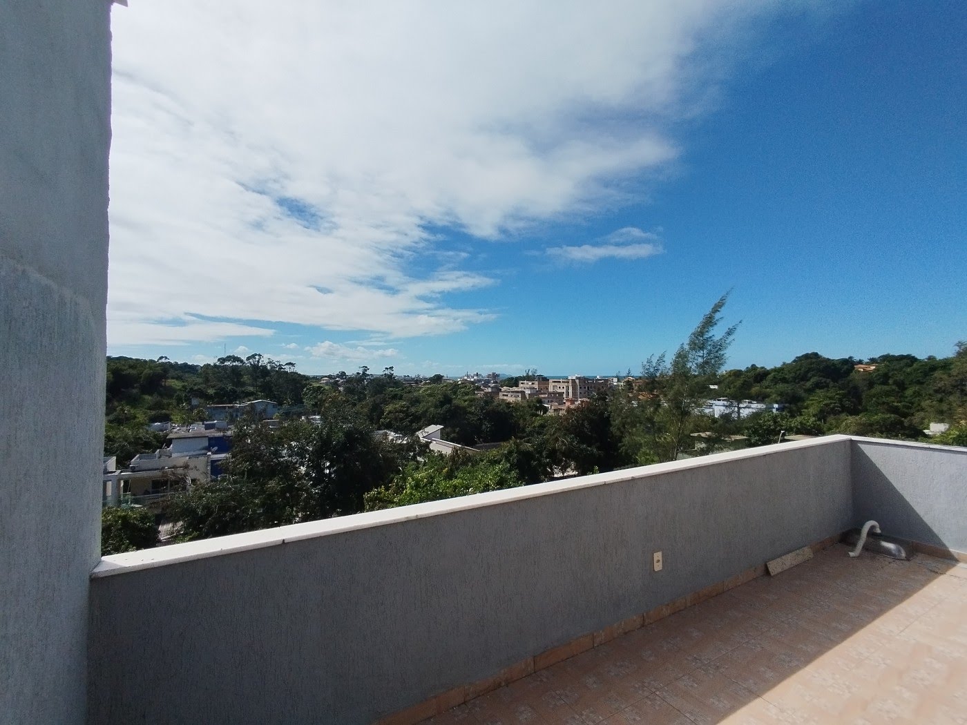 Casa à venda com 3 quartos, 1 suíte, 1 vaga e 120m² no Colinas, Rio das Ostras (RJ) — foto 3 de 8
