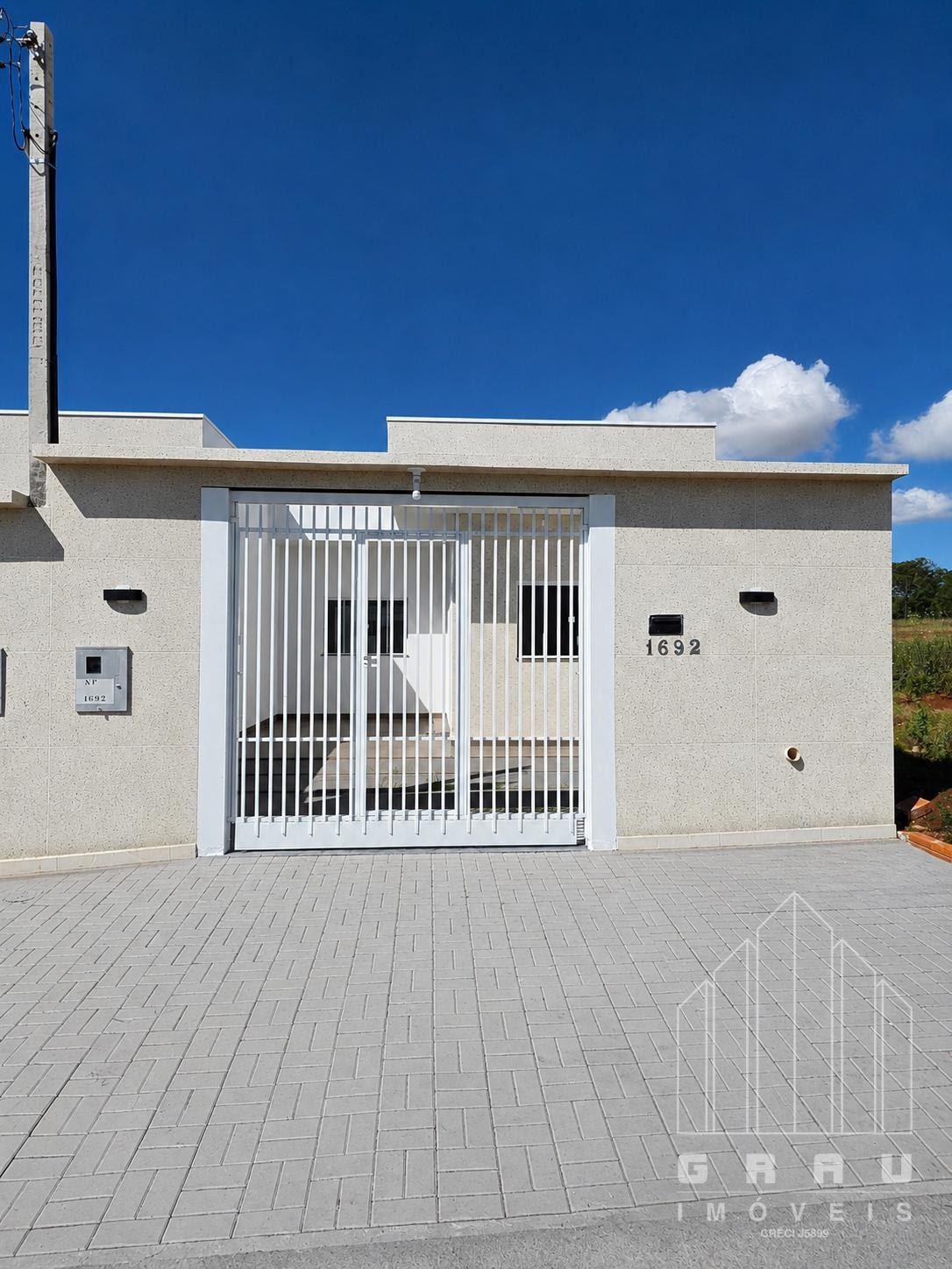 Casa no Loteamento Dona Brida  -  Foz do Iguaçu