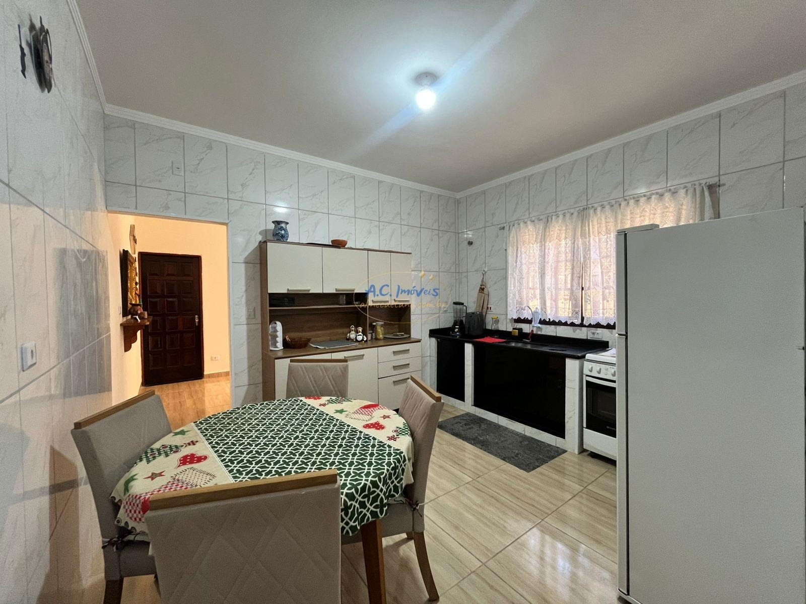 Casa à venda com 2 quartos, 1 suíte, 3 vagas e 105m² no Vila Tupi, Praia Grande (SP) — foto 13 de 30