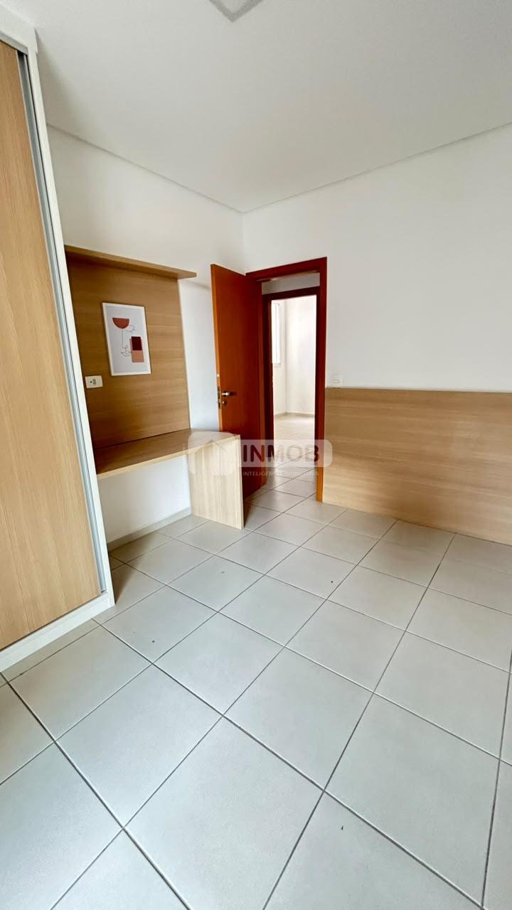 Apartamento para alugar com 4 quartos, 2 suítes, 2 vagas e 155m² no Vila Edmundo, Taubaté (SP) — foto 22 de 30