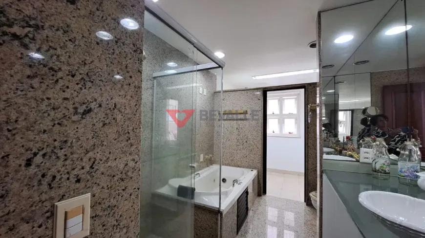 Casa à venda com 4 quartos, 3 suítes, 2 vagas e 458m² no Urca, Rio de Janeiro (RJ) — foto 25 de 30