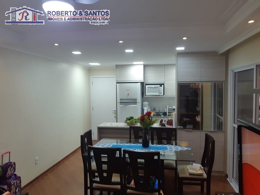 Sala de jantar e cozinha