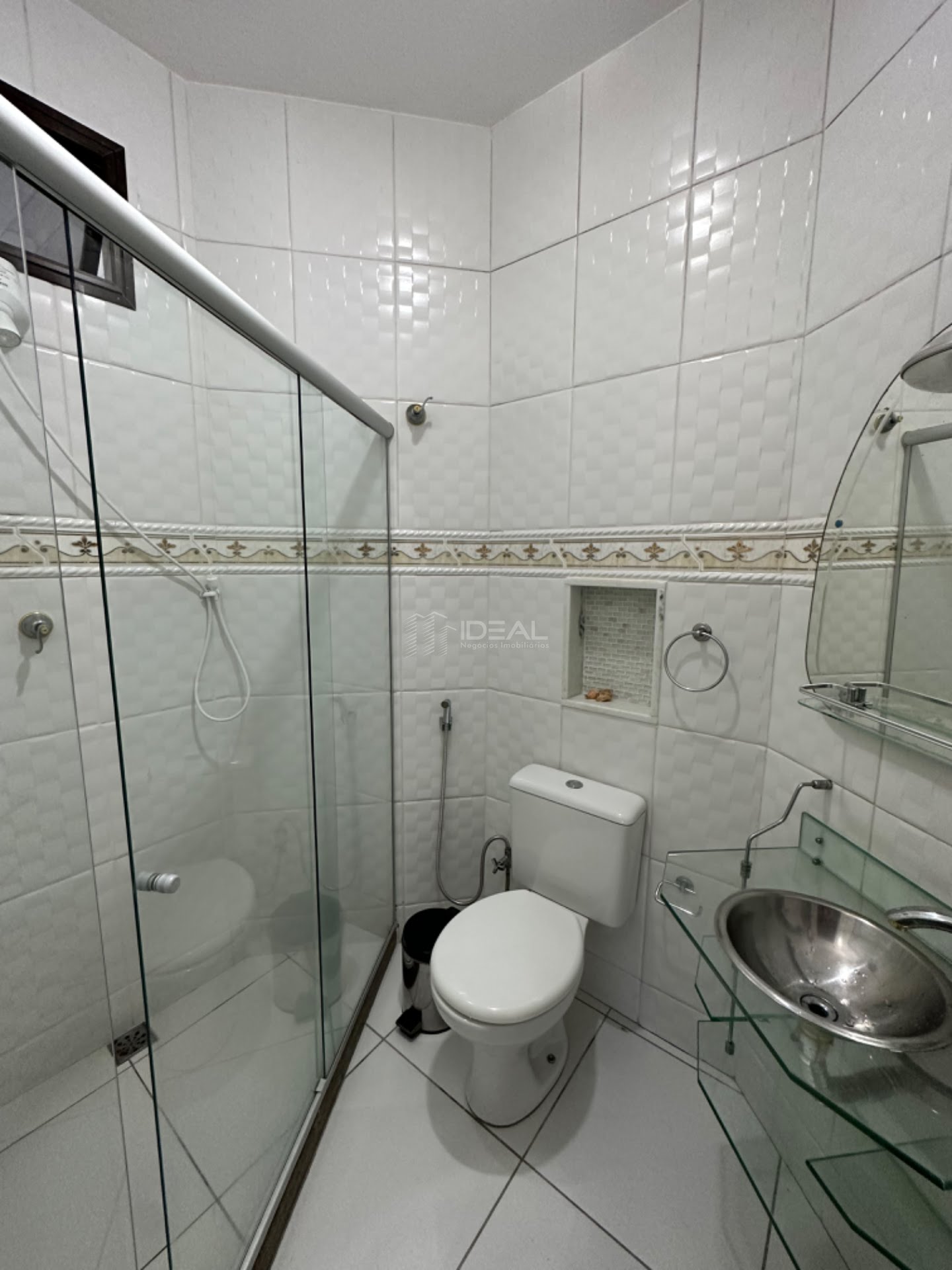 Casa à venda com 4 quartos, 2 suítes, 3 vagas e 198m² no Centro, Campos dos Goytacazes (RJ) — foto 11 de 29