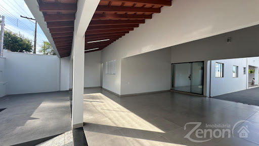 Casa à Venda em Vila Jamil de Lima - 3 Suítes e 207m²