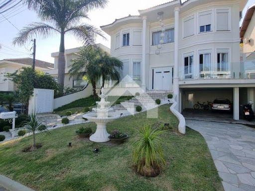 Casa de Condomínio em Alphaville - Santana de Parnaíba, SP