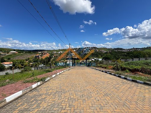 Terreno em Condomínio em Campos Altos por R$ 400 mil