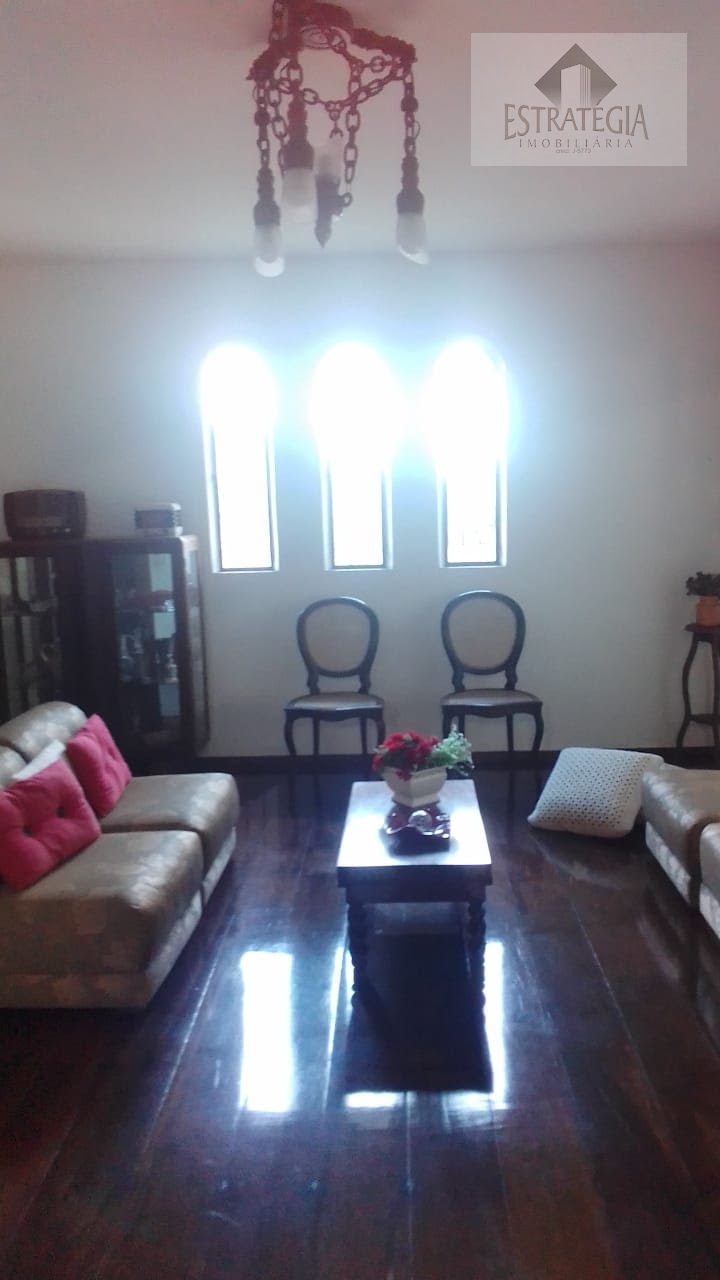 Casa à venda com 3 quartos, 1 suíte, 2 vagas e 180m² no Quitandinha, Petrópolis (RJ) — foto 21 de 23