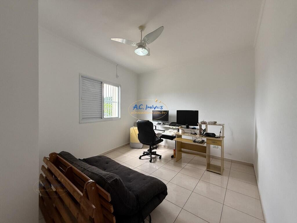Casa à venda com 3 quartos, 1 suíte, 2 vagas e 177m² no Canto do Forte, Praia Grande (SP) — foto 15 de 19