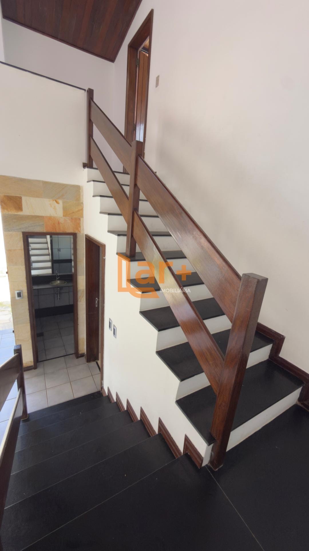 Casa à venda com 6 quartos, 3 suítes, 5 vagas e 327m² no Atalaia, Aracaju (SE) — foto 16 de 30