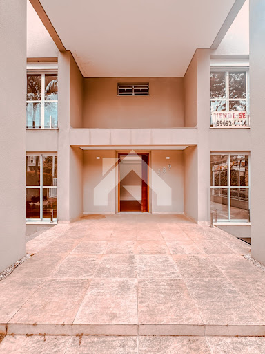 Casa de Condomínio em Alphaville - Santana de Parnaíba, SP