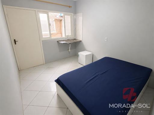 Quarto mobiliado