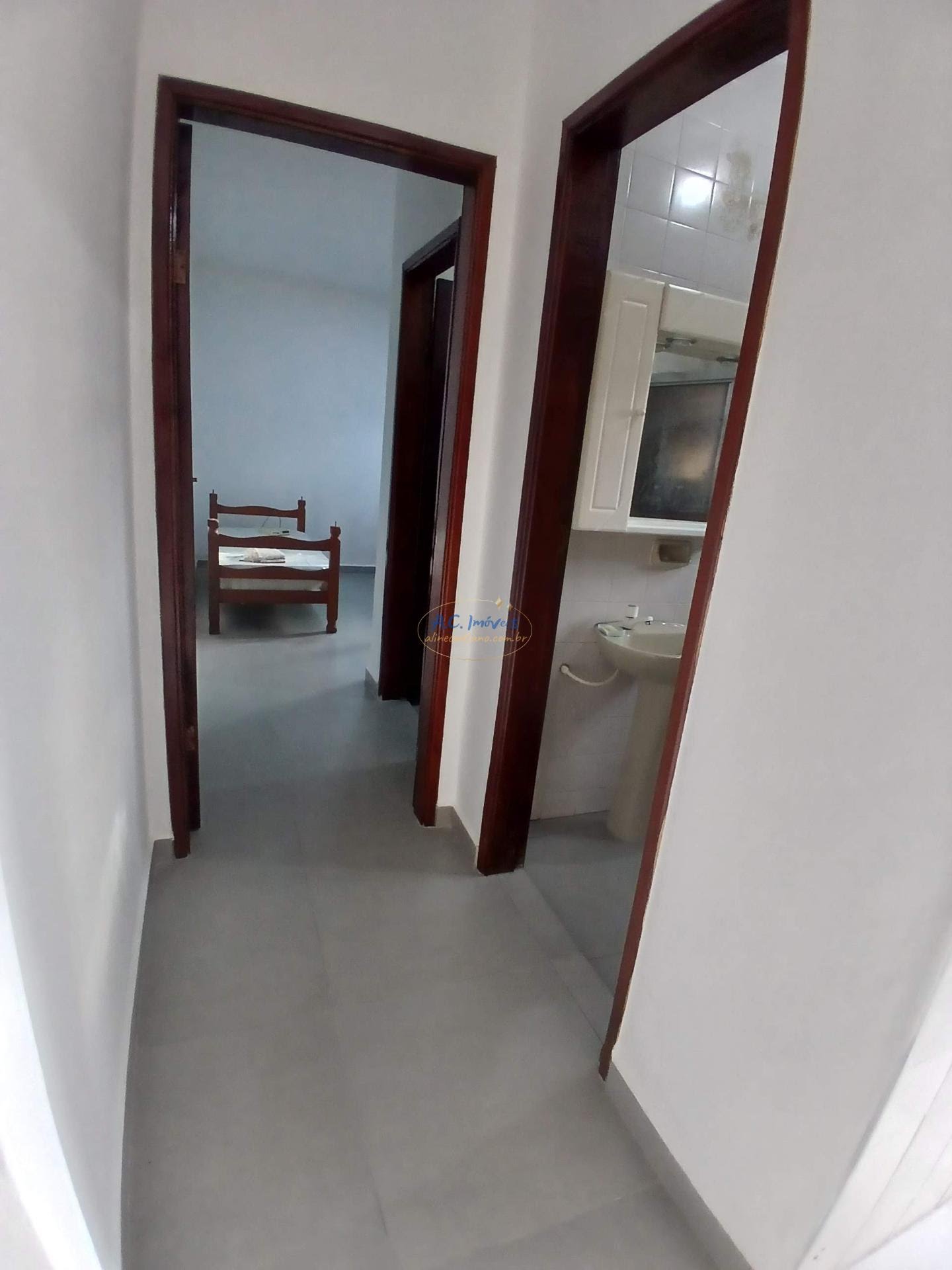 Casa à venda com 2 quartos, 1 suíte, 2 vagas e 125m² no Ocian, Praia Grande (SP) — foto 12 de 28