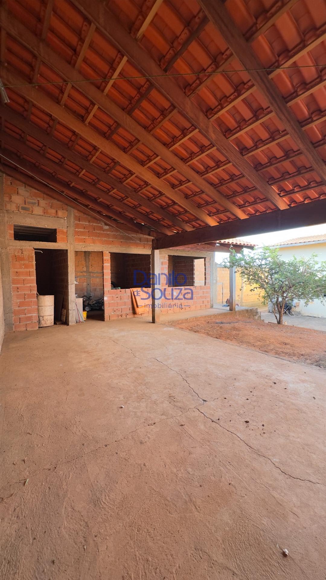 Casa à venda com 3 quartos, 1 suíte, 2 vagas e 404m² no Camuá, Araxá (MG) — foto 18 de 20