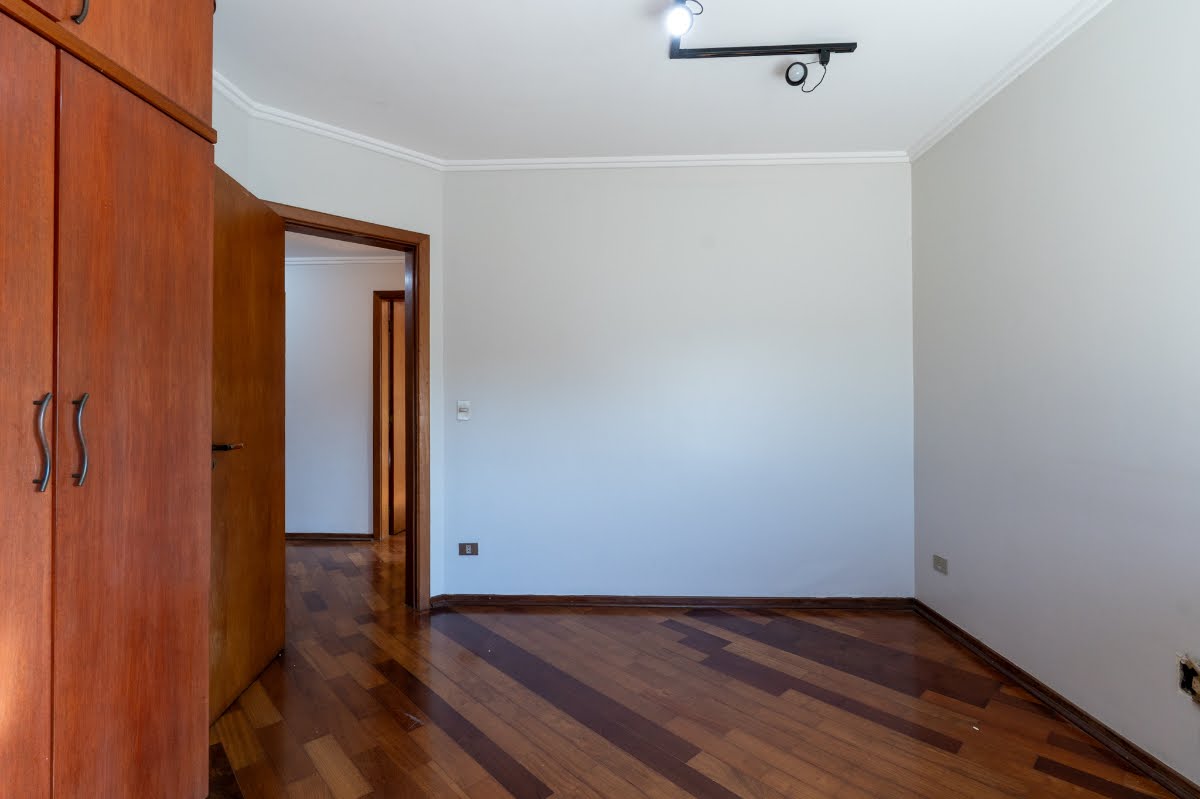 Apartamento à venda com 4 quartos, 1 suíte, 3 vagas e 163m² no Campo Belo, São Paulo (SP) — foto 27 de 30