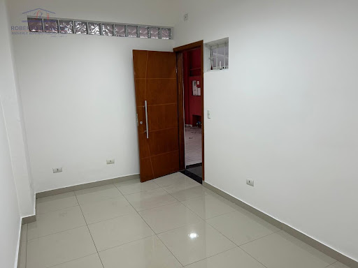 Sala 02, com porcelanato