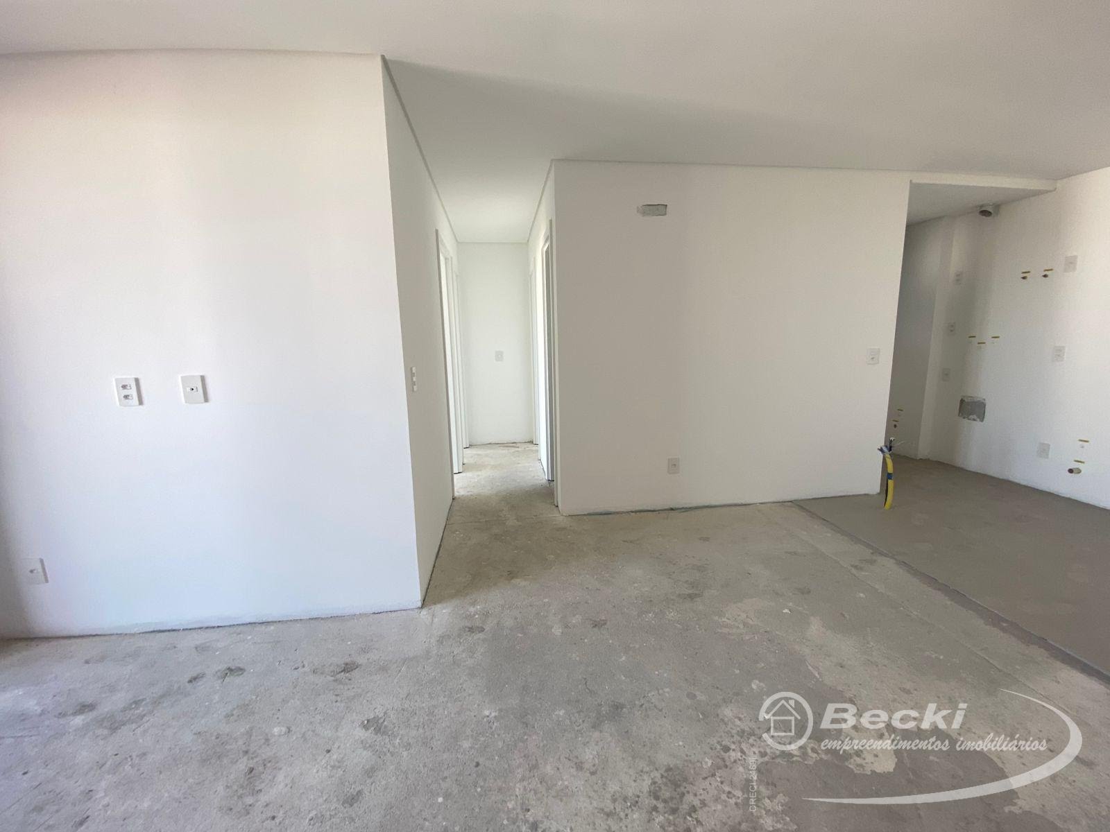 Apartamento à venda com 3 quartos, 1 suíte, 2 vagas e 78m² no Anita Garibaldi, Joinville (SC) — foto 18 de 27