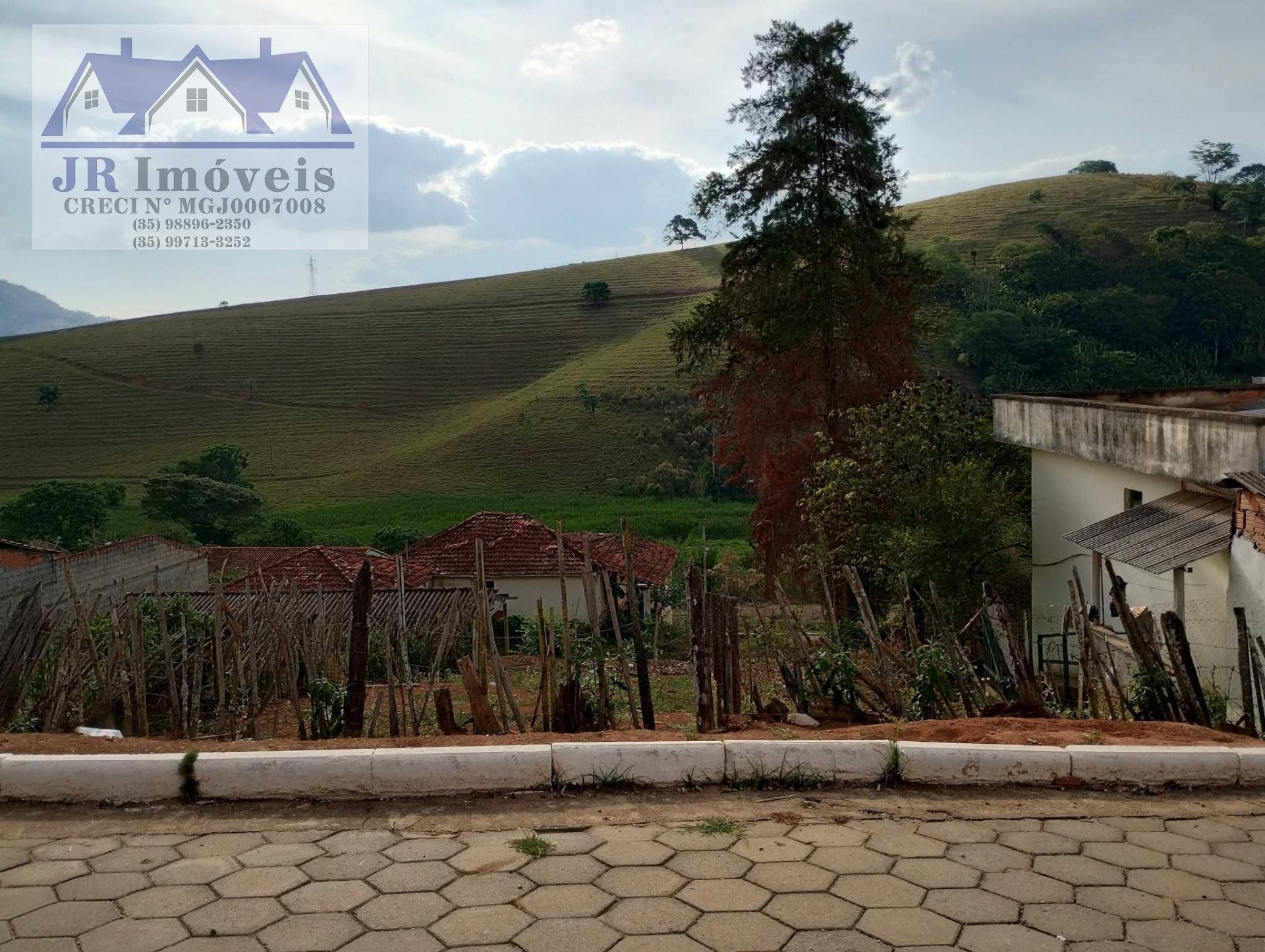 Terreno à venda com 250m² de terreno no Bairro Santa Barbara, Piranguinho (MG) — foto 3 de 4