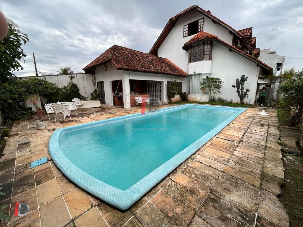 Casa, 4 quartos, 423 m² - Foto 1