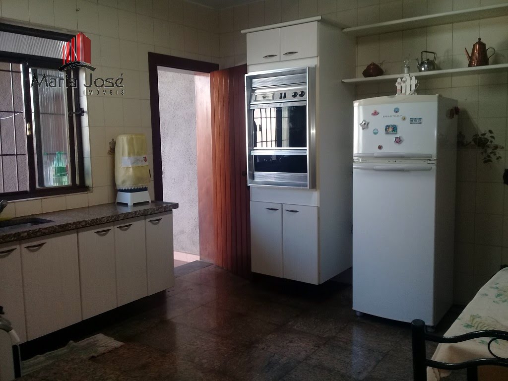 Casa à venda com 4 quartos, 1 suíte, 3 vagas e 1080m² no São Geraldo, Sete Lagoas (MG) — foto 25 de 30