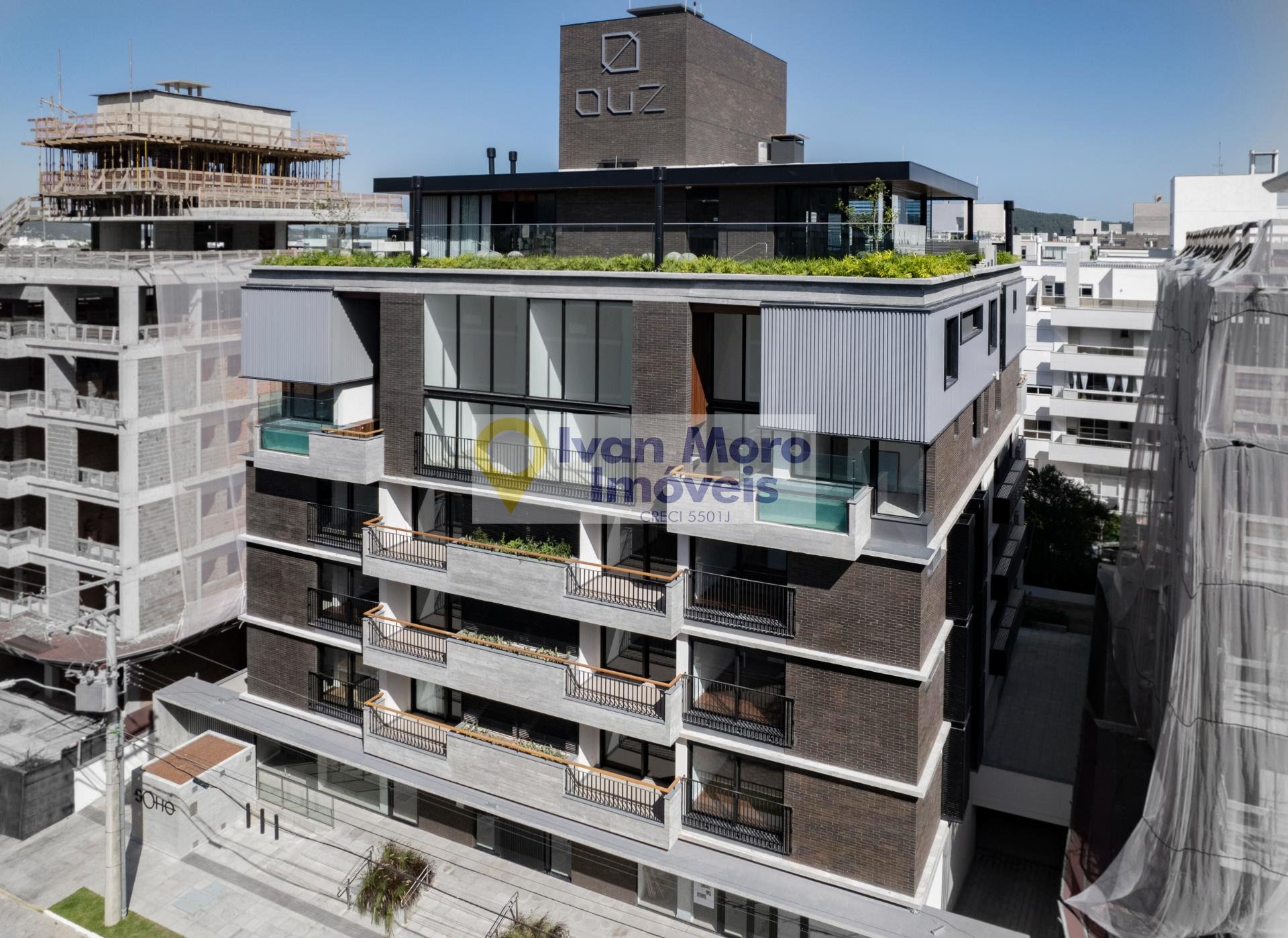 Apartamento à venda com 3 quartos, 3 suítes, 2 vagas e 242m² no Jurerê, Florianópolis (SC) — foto 4 de 26
