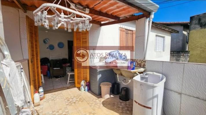 Casa à venda com 4 quartos, 3 banheiros, 1 vaga e 180m² no Interlagos, São Paulo (SP) — foto 9 de 28