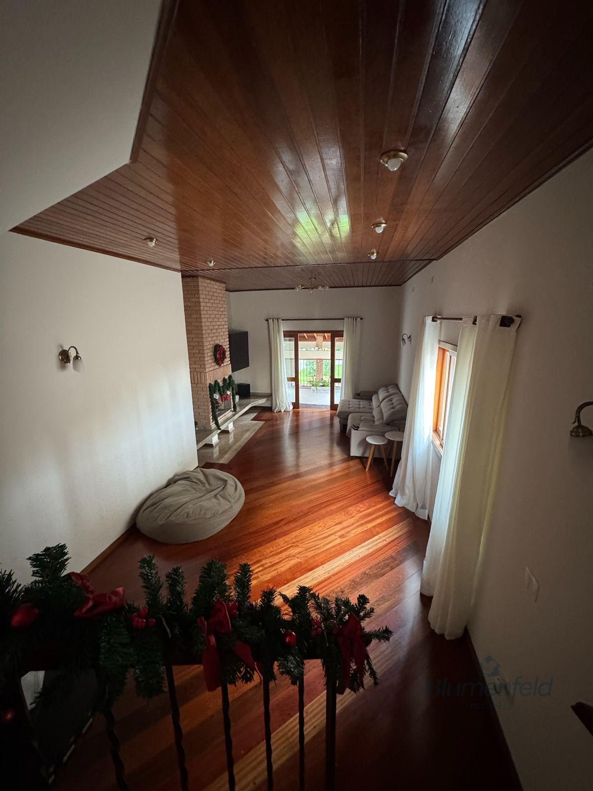 Casa à venda com 4 quartos, 1 suíte, 2 vagas e 400m² no Condomínio Arujazinho IV, Arujá (SP) — foto 23 de 30