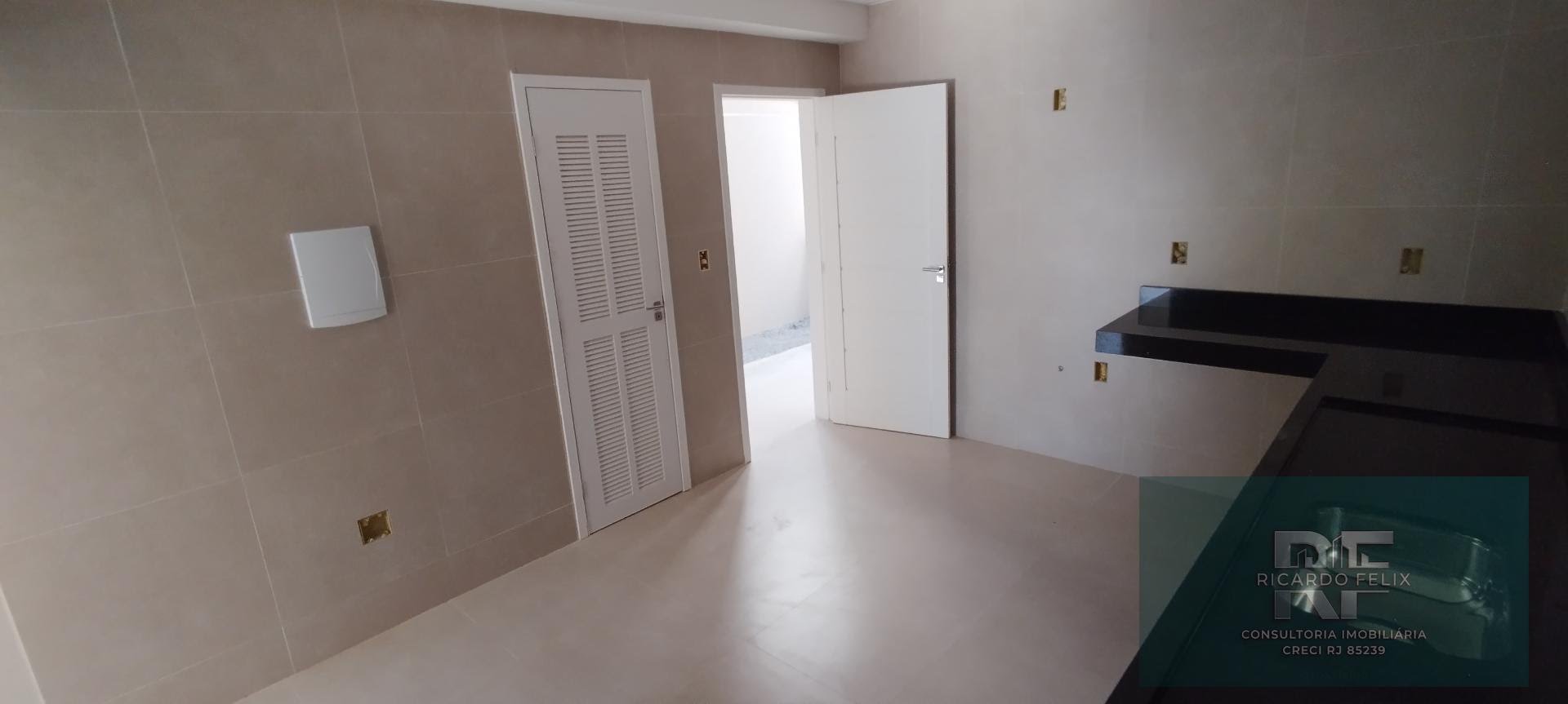 Casa à venda com 3 quartos, 3 suítes, 2 vagas e 178m² no Recreio, Rio das Ostras (RJ) — foto 14 de 30