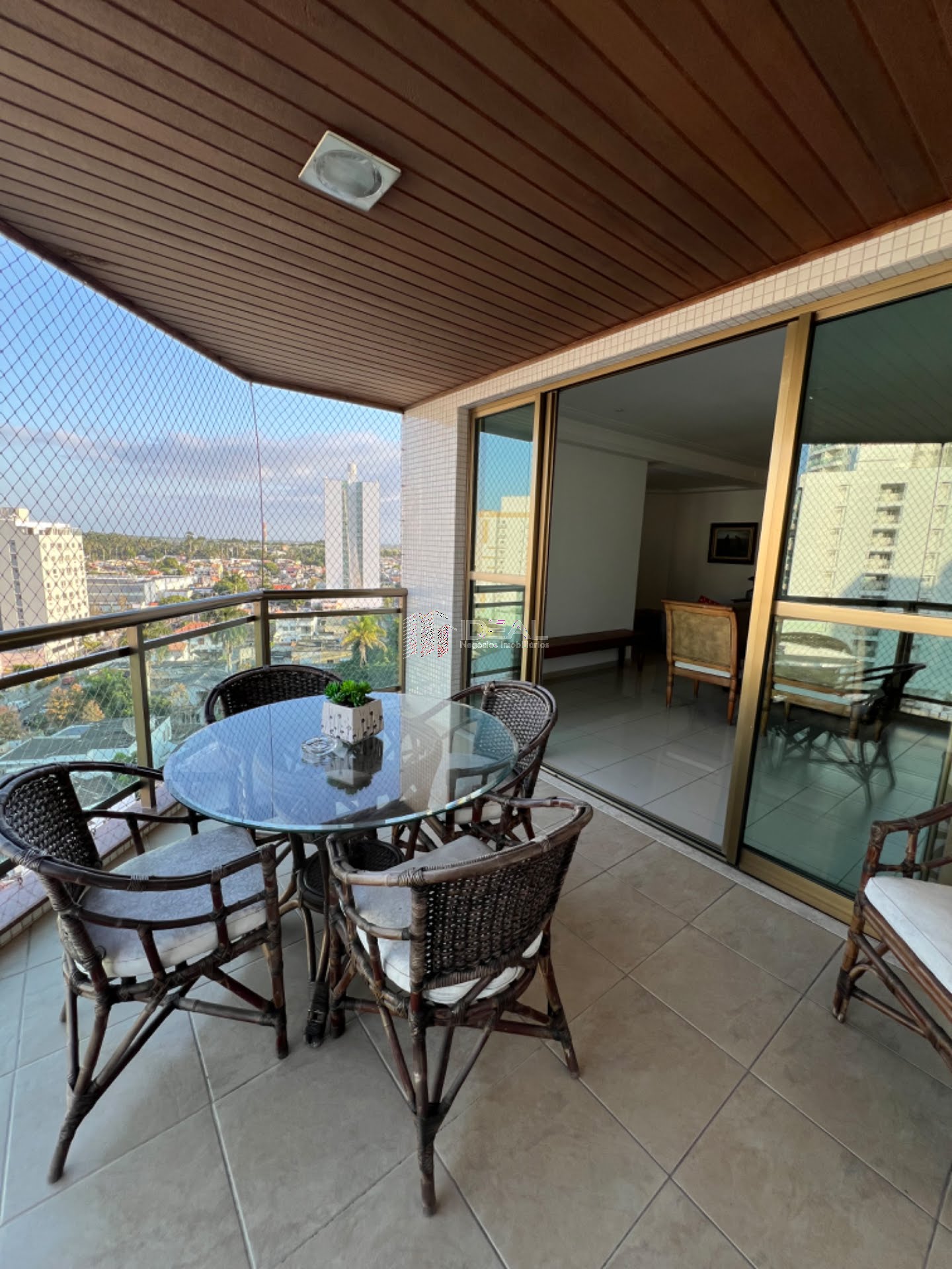 Apartamento à venda com 3 quartos, 3 suítes, 2 vagas e 199m² no Parque Tamandaré, Campos dos Goytacazes (RJ) — foto 9 de 30