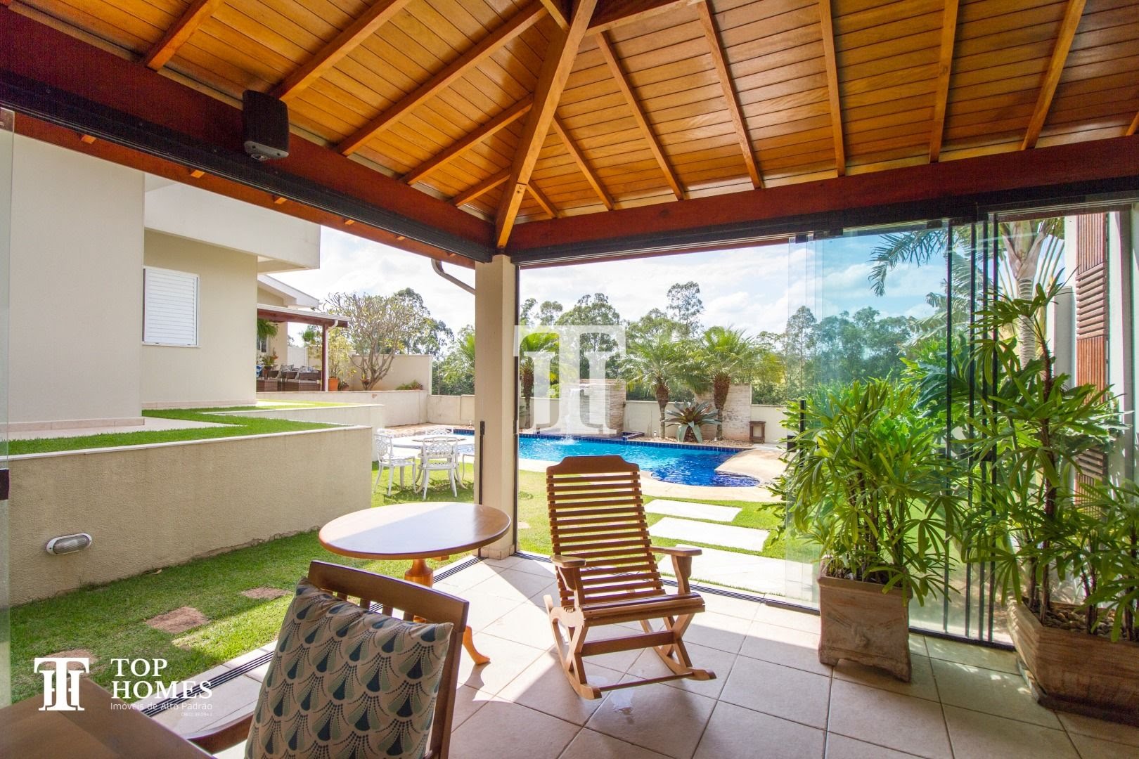 Casa à venda no condomínio Terras de Santa Teresa 