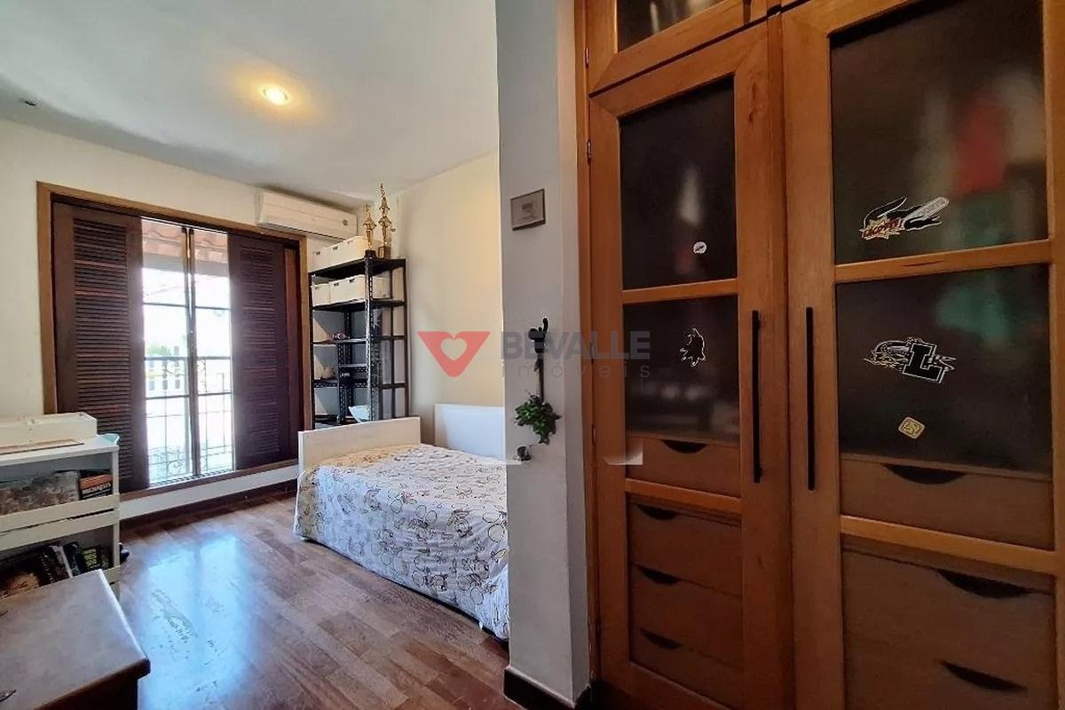 Casa à venda com 5 quartos, 2 suítes, 2 vagas e 250m² no Humaitá, Rio de Janeiro (RJ) — foto 15 de 29