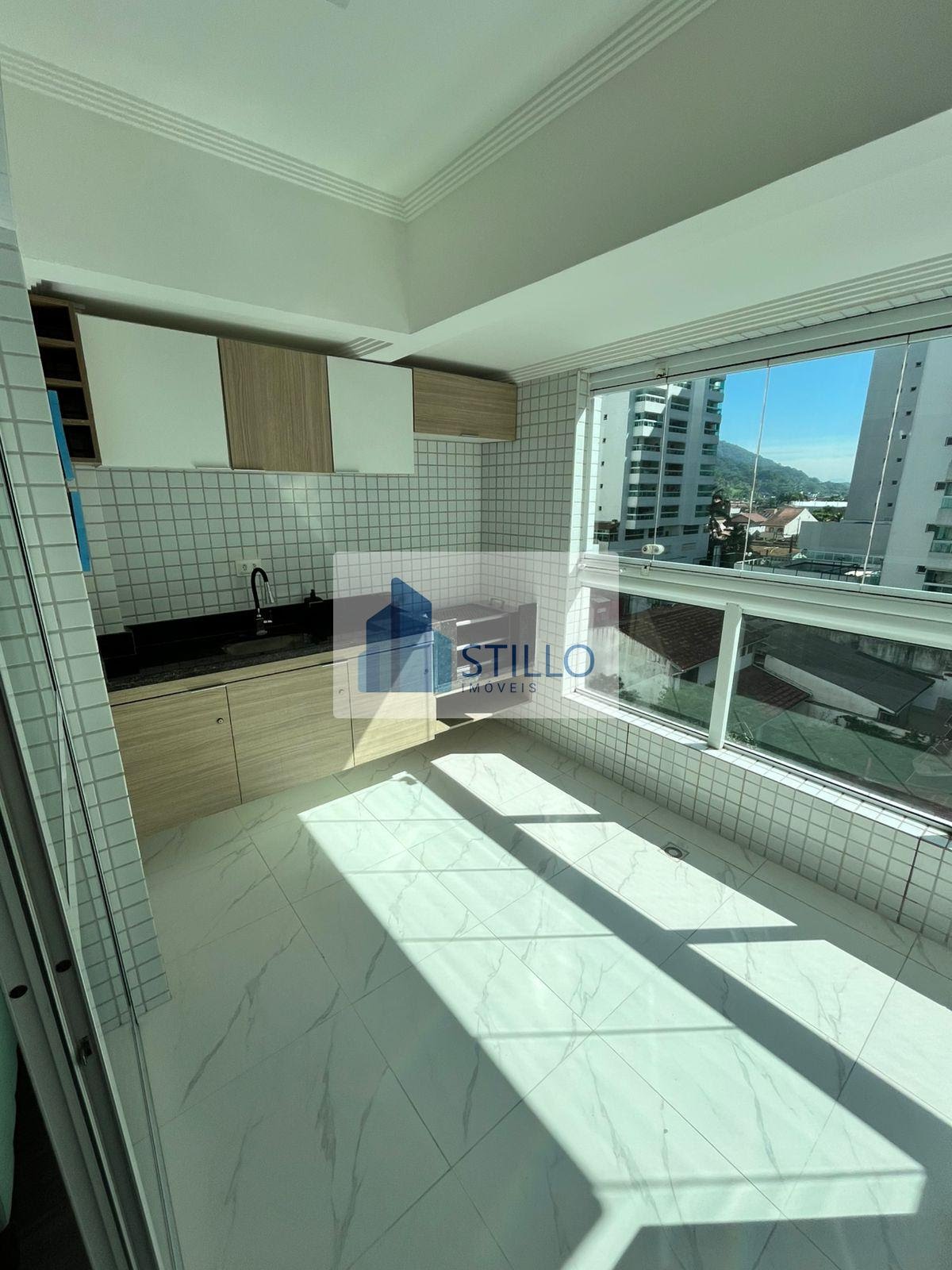 Apartamento à venda com 2 quartos, 2 banheiros, 1 vaga e 72m² no Jardim Caiahu, Mongaguá — foto principal