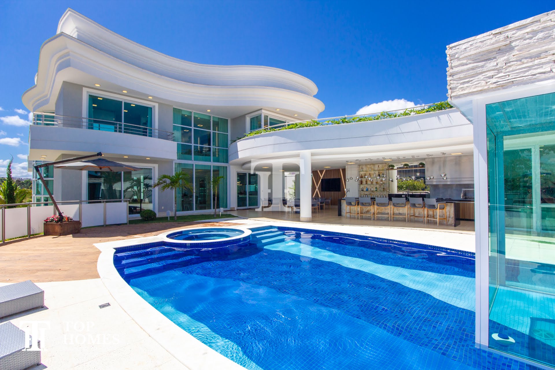 Casa de alto padrão/luxo à venda no condomínio Quinta das Paineiras em Jundiaí/SP