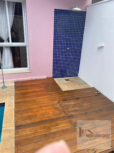 Casa em Jardim Umuarama  -  Santa Cruz do Rio Pardo
