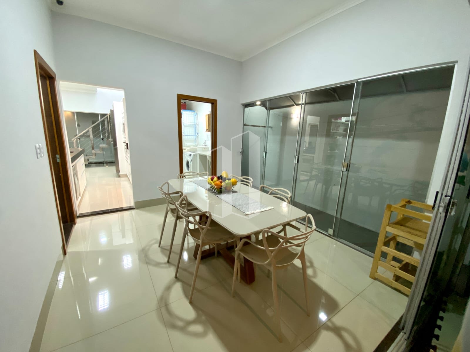 Casa à venda com 4 quartos, 4 suítes, 4 vagas e 320m² no Jardim Venezuela, Morrinhos (GO) — foto 12 de 30
