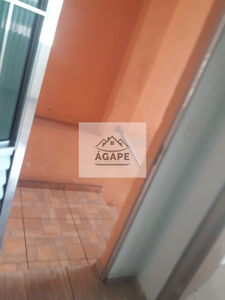 Casa à venda com 6 quartos, 4 banheiros, 2 vagas e 200m² no Conjunto Habitacional Instituto Adventista, São Paulo (SP) — foto 7 de 15