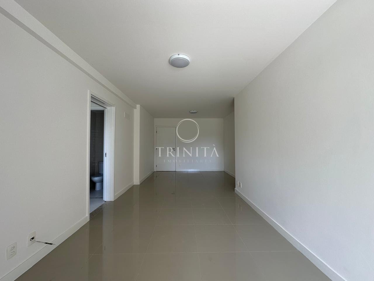 sala-trinitaimobiliaria-puraporartefacto