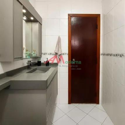 Casa à venda com 3 quartos, 1 suíte, 2 vagas e 212m² no Nova Petrópolis, São Bernardo do Campo (SP) — foto 11 de 30