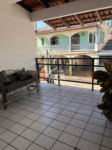 Sobrado em Ibes, Vila Velha com 5 Dormitórios à Venda
