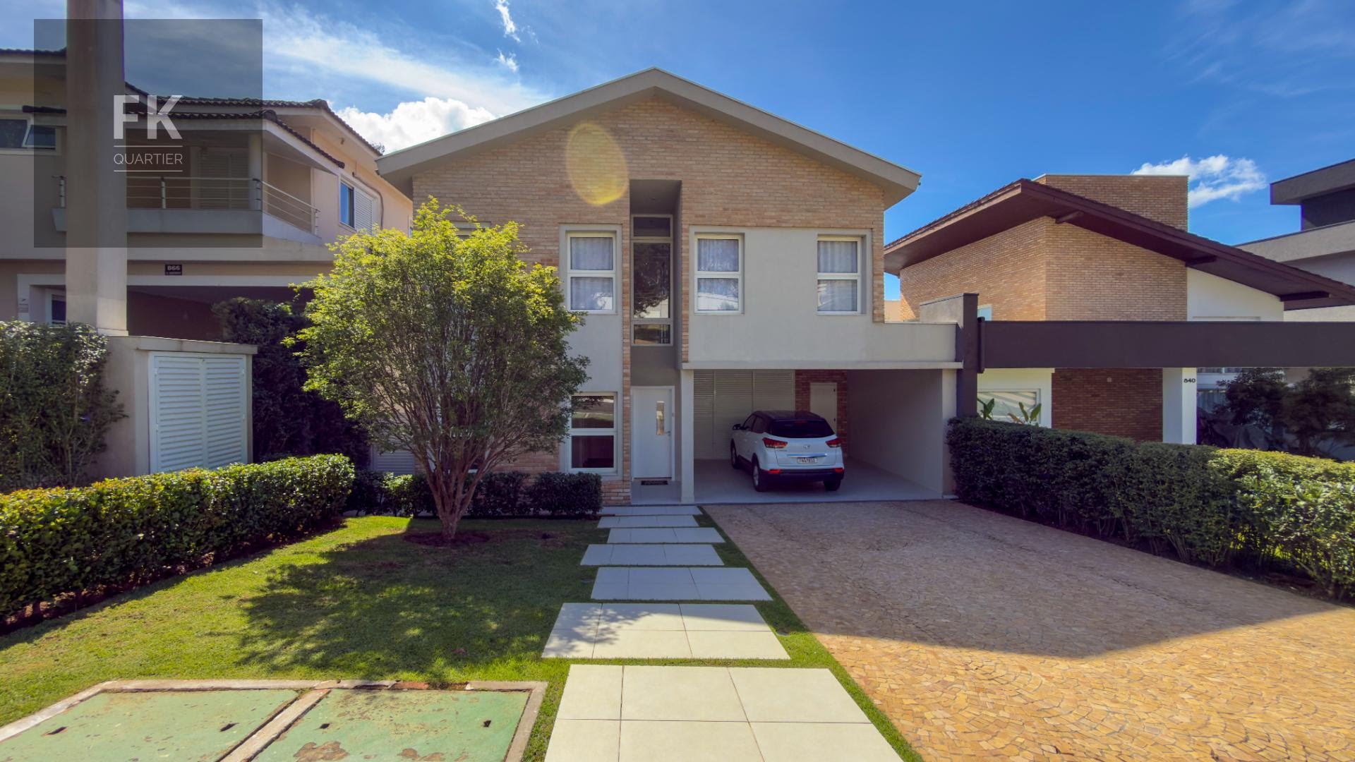 Casa à venda com 4 quartos, 4 banheiros, 4 vagas e 334m² no Residencial Morada dos Lagos, Barueri — foto principal
