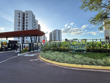 Apartamento em Vivendas do Parque  -  Campo Grande