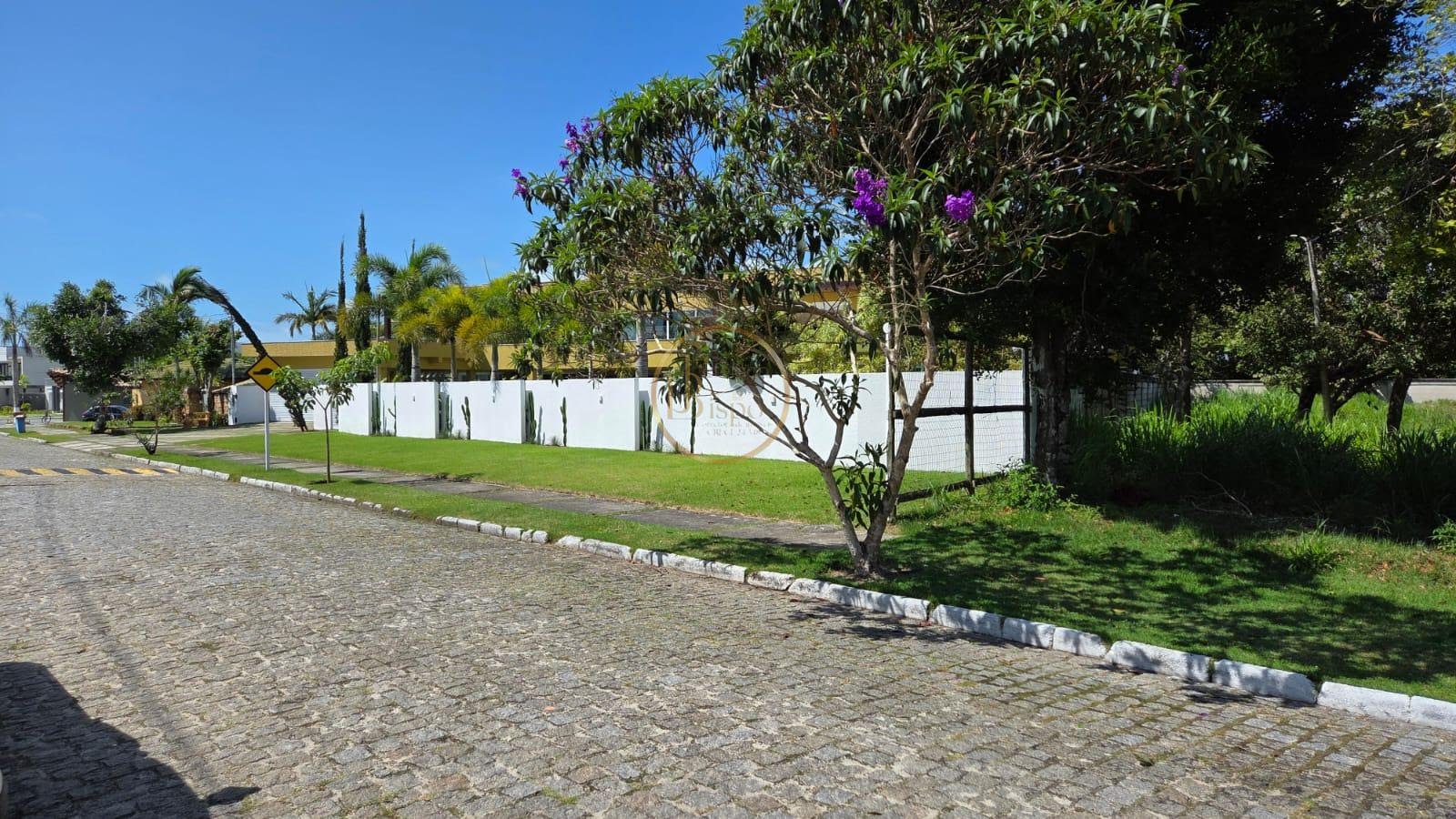 Terreno à venda com 918m² de terreno no Outeiro São Francisco, Porto Seguro — foto principal
